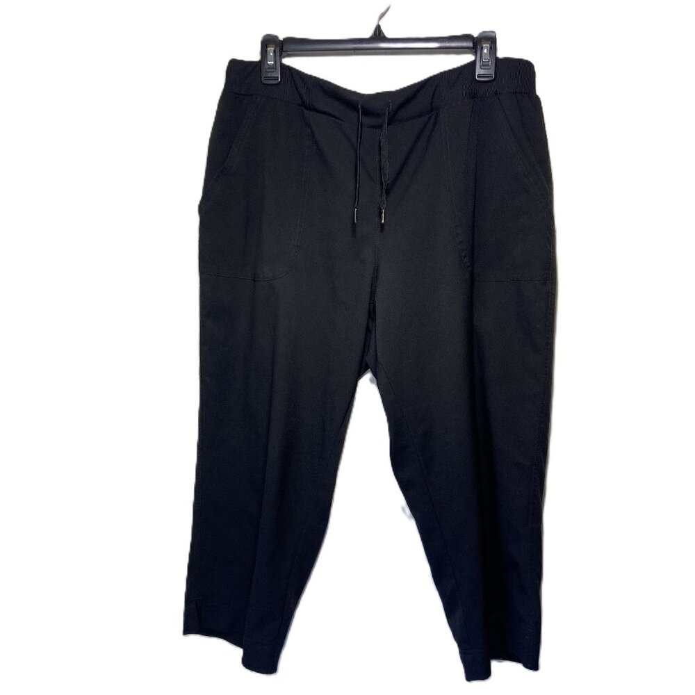 St John’s Bay Woman's Large Black Capri Pants Joggers Pockets Elastic-Drawstring